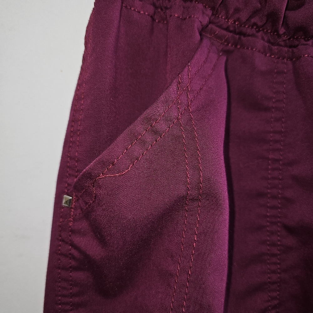 ScrubStar Burgundy Scrub Set - Picture 8 of 8